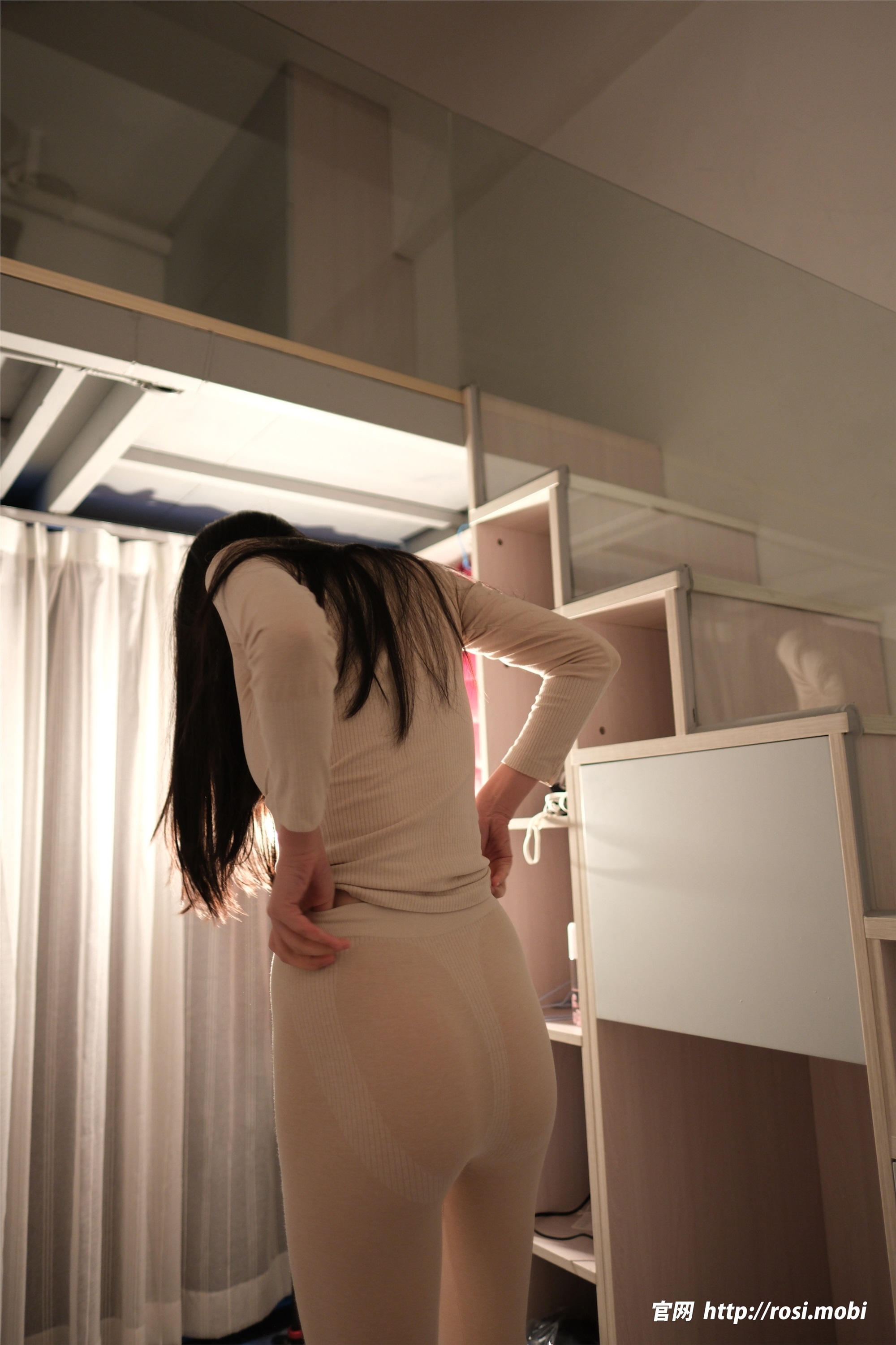 ROSI写真 2025.06.06 NO.4932